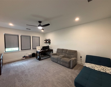 16916 Morelle Dr - Photo Thumbnail 24