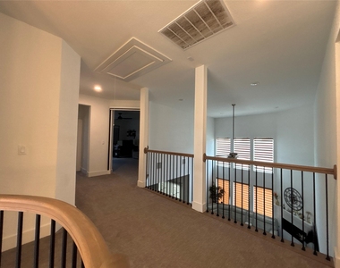 16916 Morelle Dr - Photo Thumbnail 22