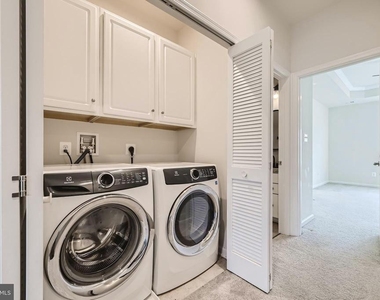 2911 Stagg Lane - Photo Thumbnail 30