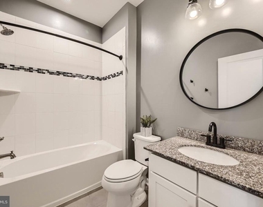 2911 Stagg Lane - Photo Thumbnail 25