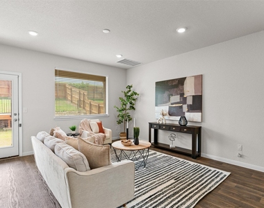 228 Brooklyn Dr - Photo Thumbnail 10