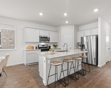 228 Brooklyn Dr - Photo Thumbnail 4