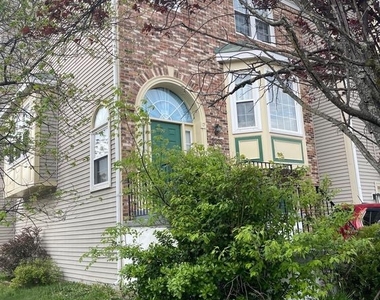 2235 Conquest Way - Photo Thumbnail 1