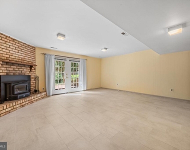 1260 Masters Drive - Photo Thumbnail 33