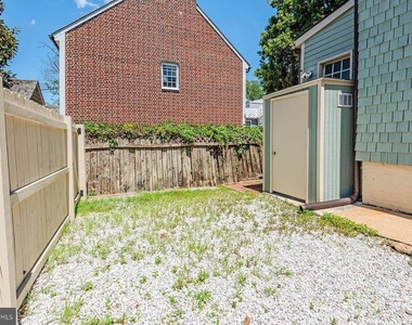 179 Green Street - Photo Thumbnail 31