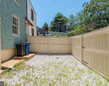 179 Green Street - Photo Thumbnail 32