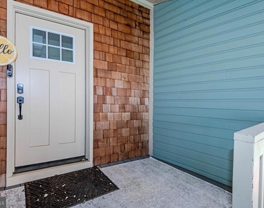 179 Green Street - Photo Thumbnail 34