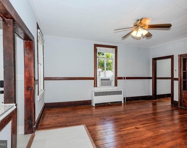 179 Green Street - Photo Thumbnail 10