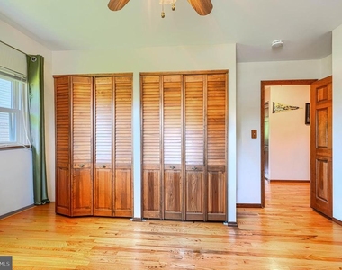 280 Mackintosh Drive - Photo Thumbnail 29