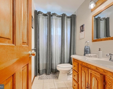 280 Mackintosh Drive - Photo Thumbnail 32