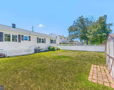 280 Mackintosh Drive - Photo Thumbnail 51