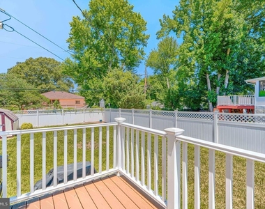 280 Mackintosh Drive - Photo Thumbnail 43