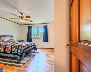 280 Mackintosh Drive - Photo Thumbnail 23