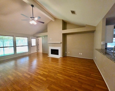 1604 Copperhead Cv - Photo Thumbnail 5