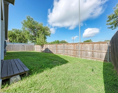 2022 Balsam Way - Photo Thumbnail 31
