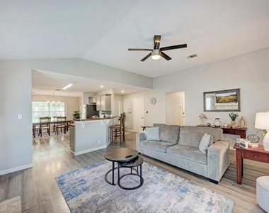 2022 Balsam Way - Photo Thumbnail 7