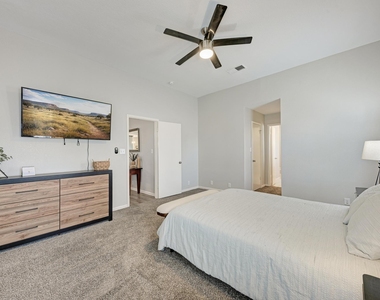 2022 Balsam Way - Photo Thumbnail 18