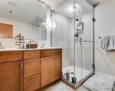 711 W 26th St - Photo Thumbnail 7