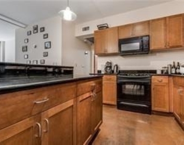 711 W 26th St - Photo Thumbnail 4