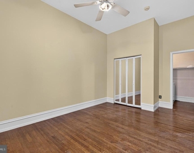 2400 Baynard Boulevard - Photo Thumbnail 19