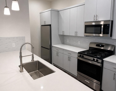 6901 Carver Ave - Photo Thumbnail 28
