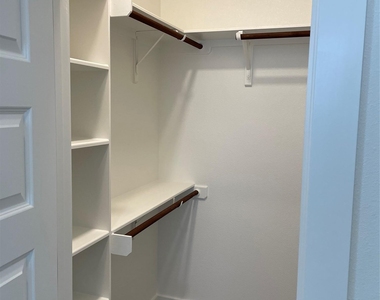 6901 Carver Ave - Photo Thumbnail 23
