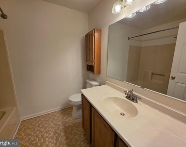 9 Gristmill Drive - Photo Thumbnail 17
