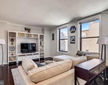 631 D Street Nw - Photo Thumbnail 1