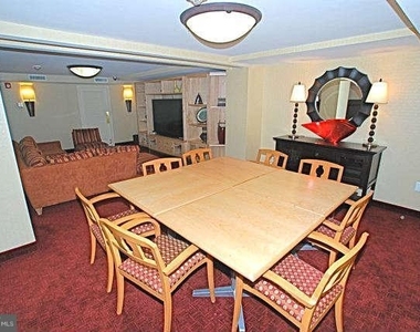 950 25th Street Nw - Photo Thumbnail 3