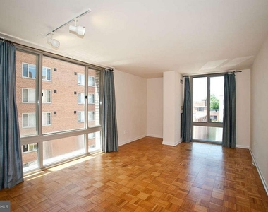 950 25th Street Nw - Photo Thumbnail 6