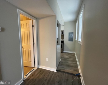 819 12th Street Ne - Photo Thumbnail 4