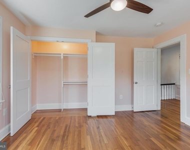 4226 Ellicott Street Nw - Photo Thumbnail 15