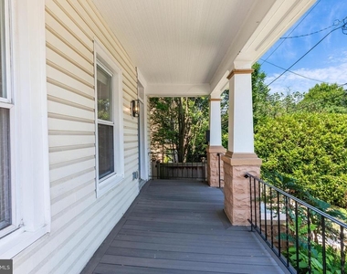 4226 Ellicott Street Nw - Photo Thumbnail 2