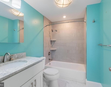 4226 Ellicott Street Nw - Photo Thumbnail 16