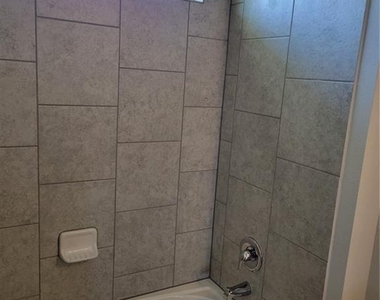 9717 Grapevine Leaf Dr - Photo Thumbnail 12