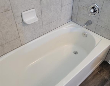 9717 Grapevine Leaf Dr - Photo Thumbnail 14