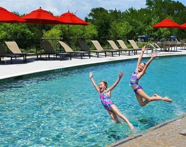 9717 Grapevine Leaf Dr - Photo Thumbnail 32