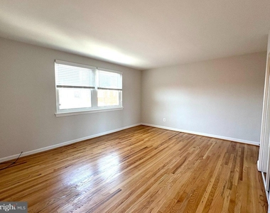 1627 Massachusetts Avenue Se - Photo Thumbnail 2