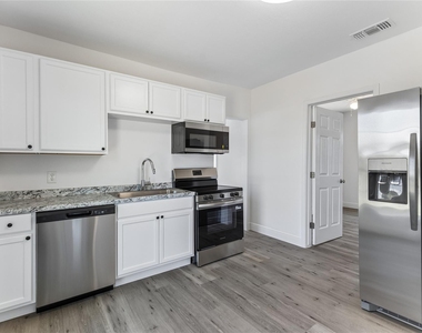 255 Foothill Rd - Photo Thumbnail 5