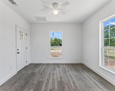 255 Foothill Rd - Photo Thumbnail 10