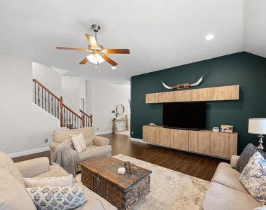 18404 Deleon Bayou Ln - Photo Thumbnail 3