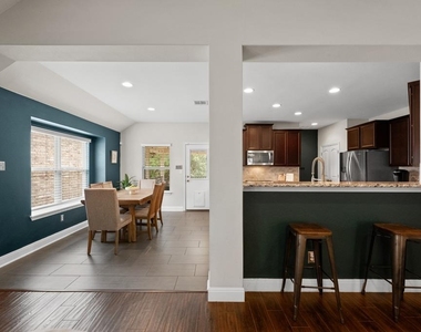 18404 Deleon Bayou Ln - Photo Thumbnail 4