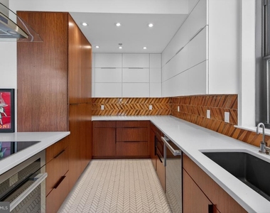 2020 12th Street Nw - Photo Thumbnail 4
