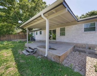 11603 Oak Trl - Photo Thumbnail 24