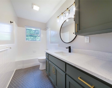 11603 Oak Trl - Photo Thumbnail 19