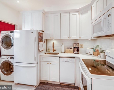 202 F Street Ne - Photo Thumbnail 7