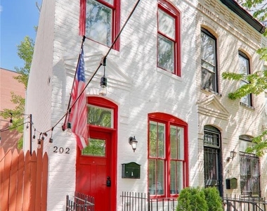 202 F Street Ne - Photo Thumbnail 1