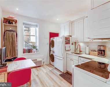 202 F Street Ne - Photo Thumbnail 5