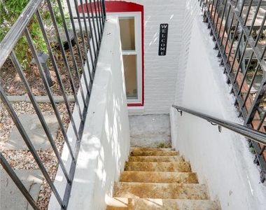 202 F Street Ne - Photo Thumbnail 3
