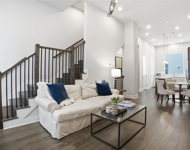 1411 Town Creek Dr - Photo Thumbnail 1